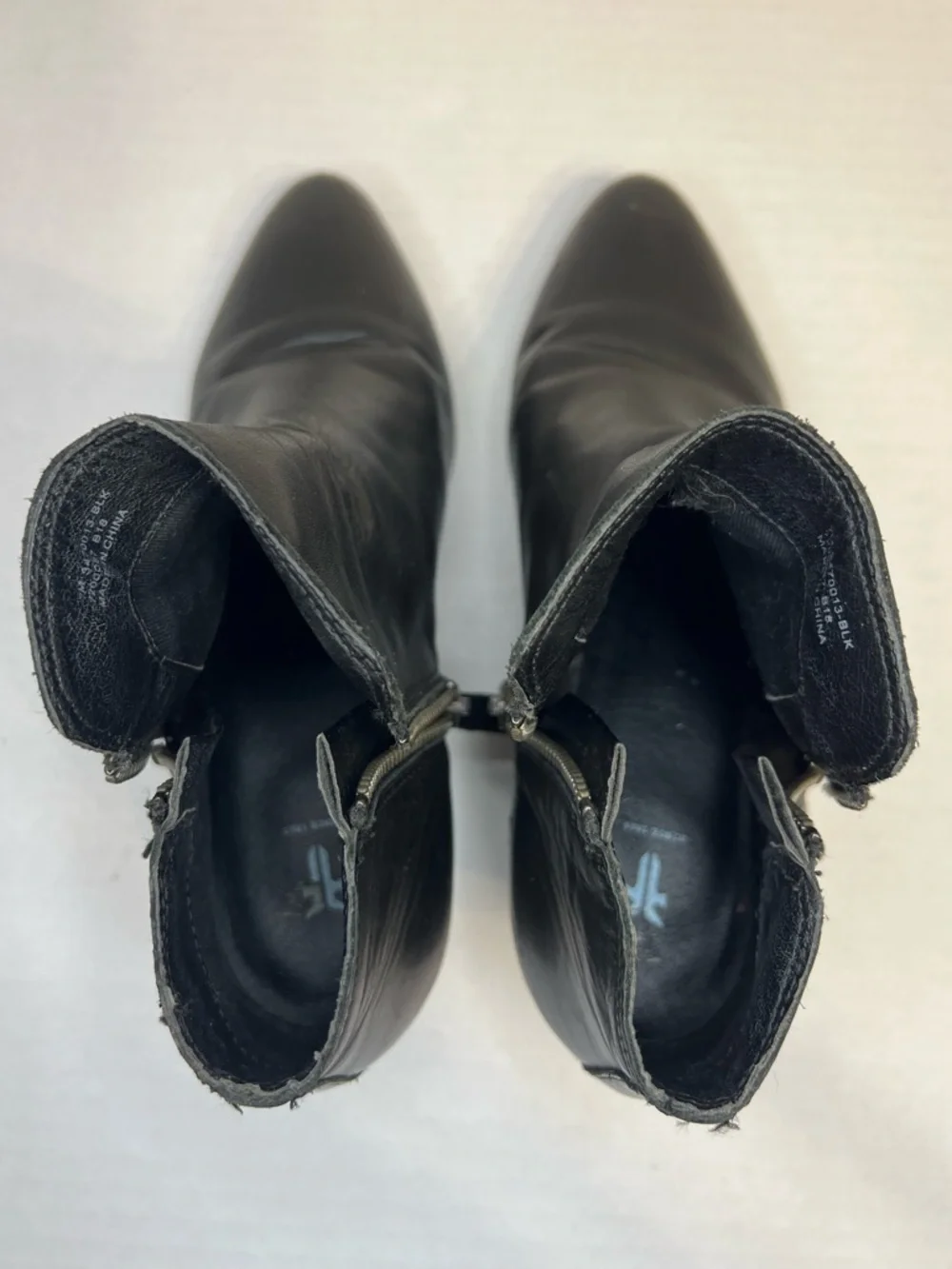Frye Judith Zip‎ Booties Black Size 7